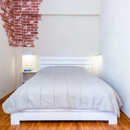 Jaani Apartment